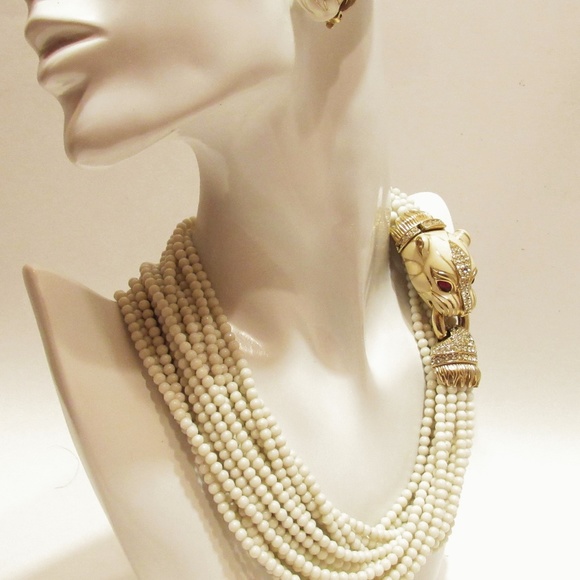Ciner Jewelry - Vintage Ciner Tiger Faux Ivory Torsade Necklace